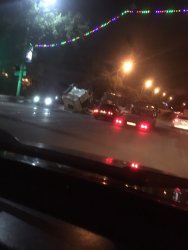 Перевернулся автокран на Октябрьском проспекте возле стадиона Торпедо в Люберцах
