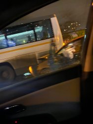 Автомобиль каршеринга врезался в автобус на Комсомольском проспекте