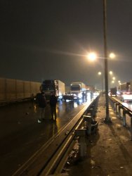 Массовая авария на мосту между Белой дачей и ТЦ Мега