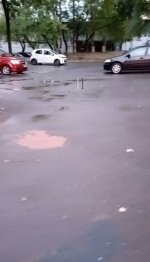 Стоянка под замком, Юбилейная д. 1
