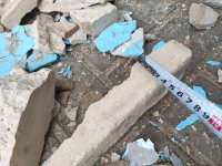 В доме на Октябрьском проспекте отвалилась часть стены