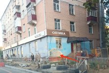 В доме на Октябрьском проспекте отвалилась часть стены
